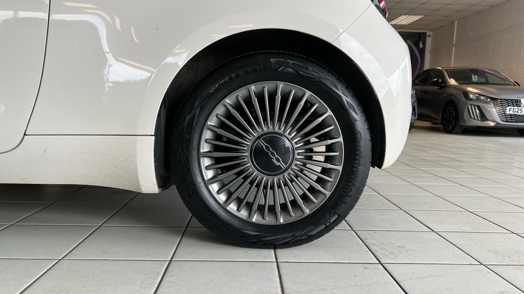 Fiat 500 1.0 Mild Hybrid Dolcevita Plus  #22