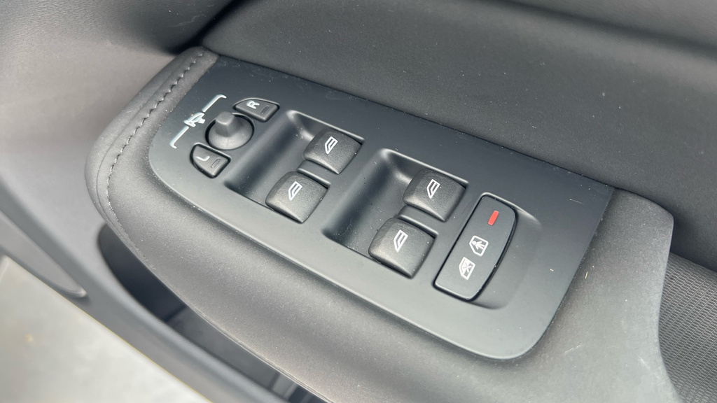 Volvo XC60 Plus, B5 Awd Mild Hybrid, Dark Blue #31