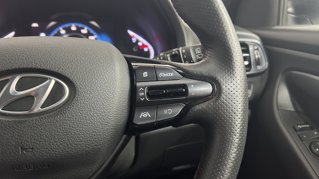 Hyundai I30 1.0T Gdi Premium Dct Black #25