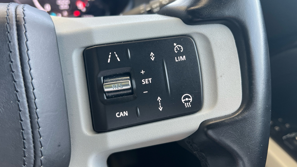 Land Rover Defender Land Rover 2.0 P400e X-dynamic Se 110 Est Grey #39