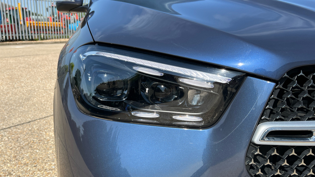 Mercedes-Benz GLE Class Gle 300D 4Matic Amg Line Premium Blue #46
