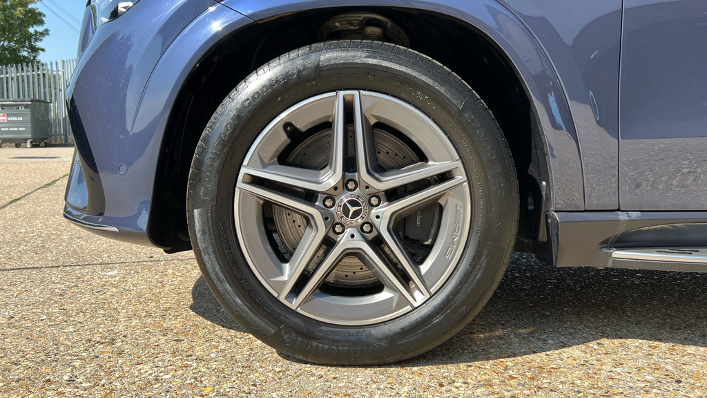 Mercedes-Benz GLE Class Gle 300D 4Matic Amg Line Premium Blue #39