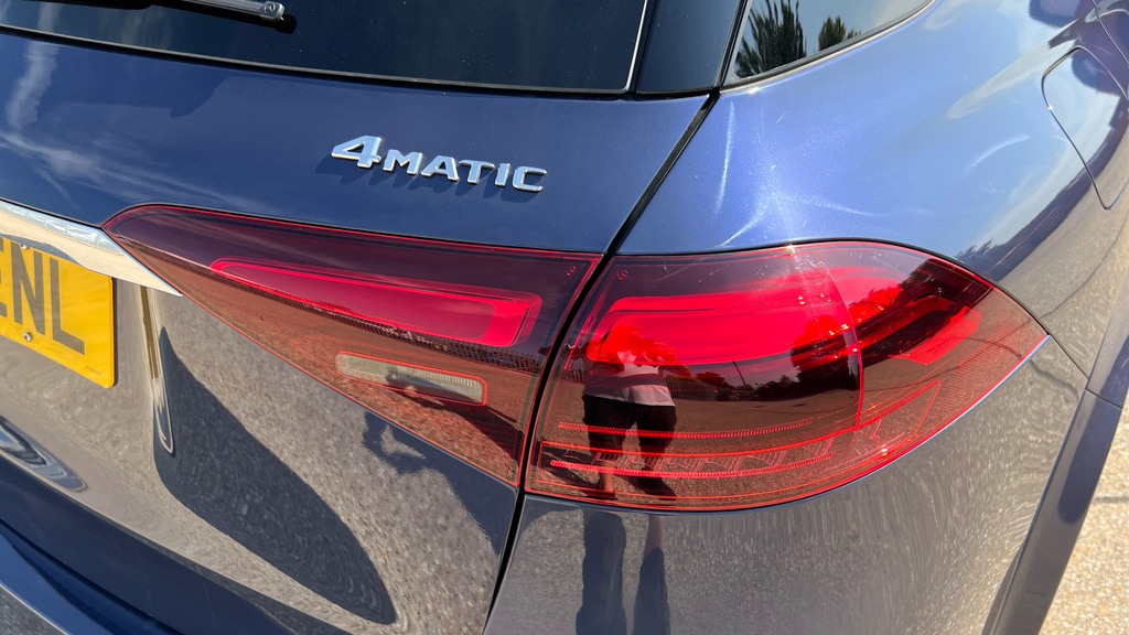 Mercedes-Benz GLE Class Gle 300D 4Matic Amg Line Premium Blue #47