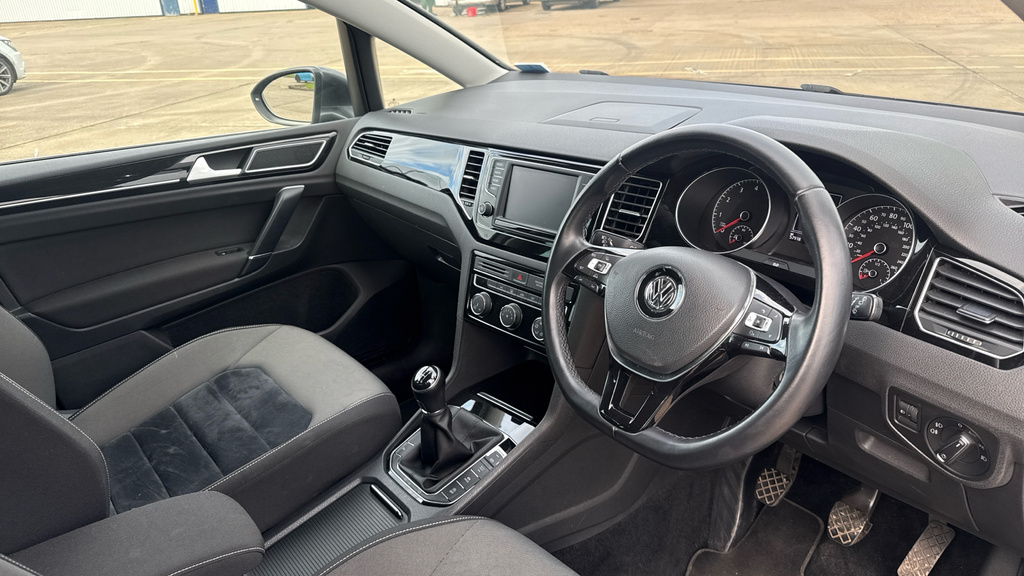 Volkswagen Golf SV 1.4 Tsi Bluemotion Tech Se Dsg Euro 6 Ss White #9