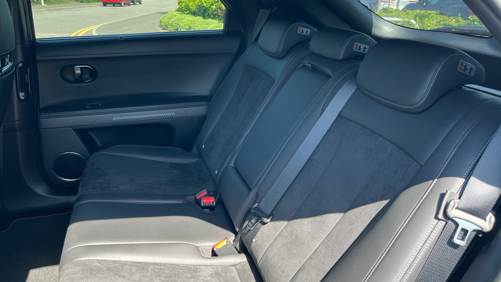 Hyundai Ioniq 5 Premium Grey #21