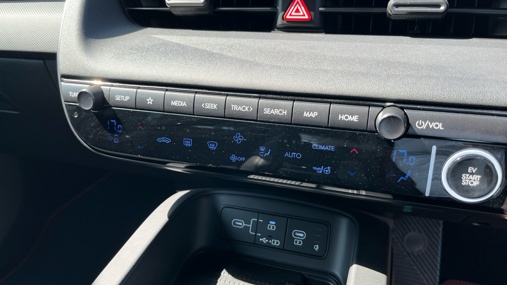Hyundai Ioniq 5 Premium Grey #41