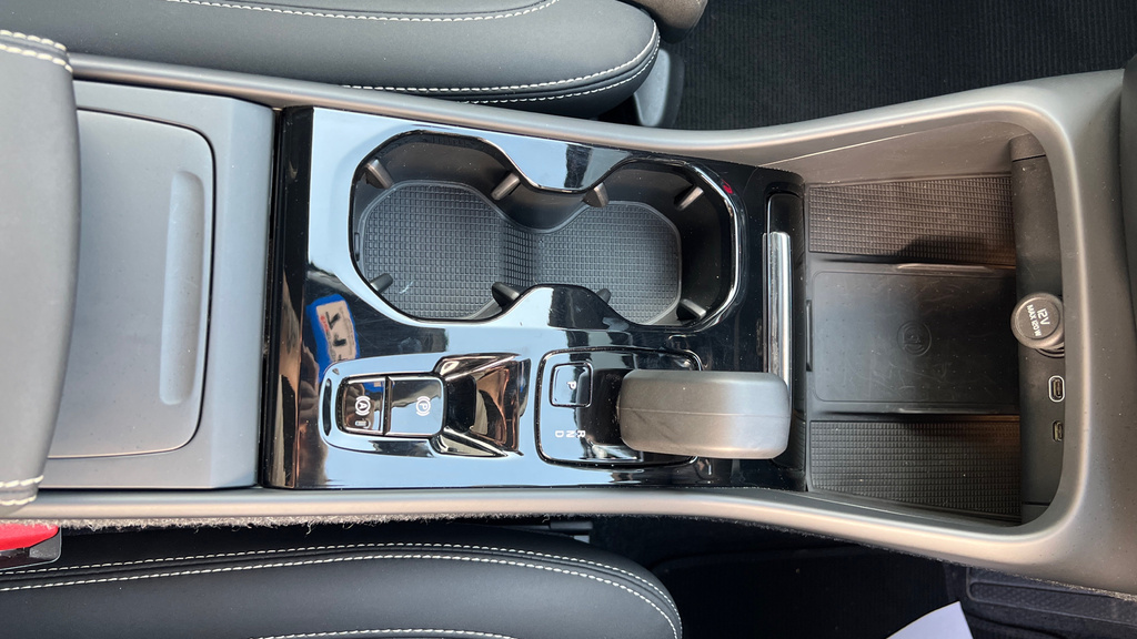 Volvo XC40 Ultimate, B4 Mild Hybrid, Dark Blue #35