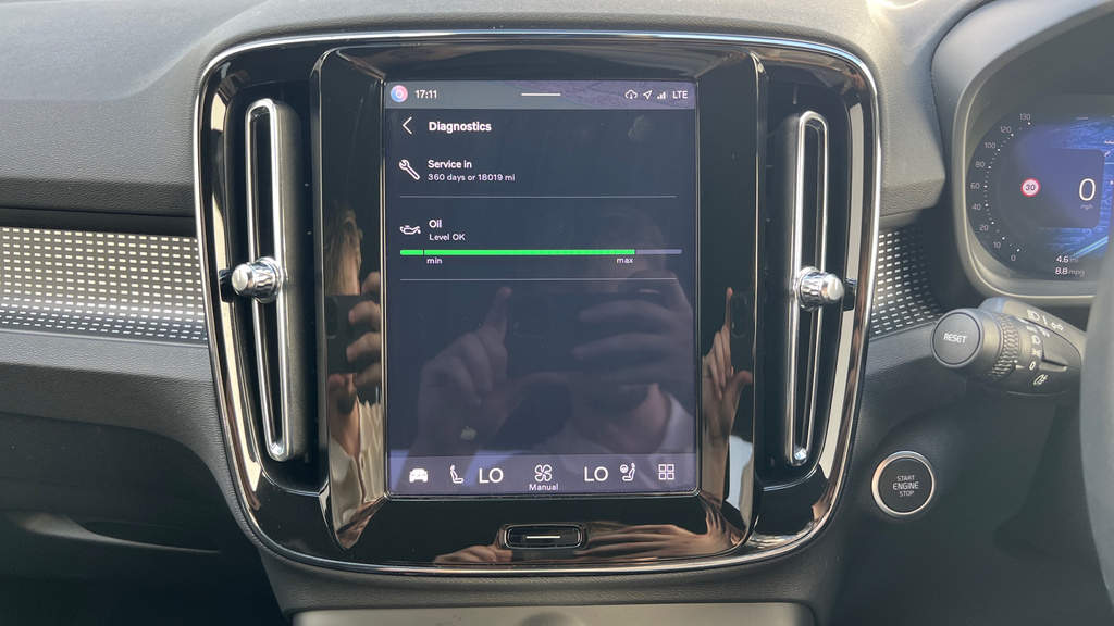 Volvo XC40 Ultimate, B4 Mild Hybrid, Dark Blue #22