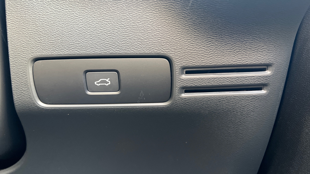 Volvo XC40 Ultimate, B4 Mild Hybrid, Dark Blue #39
