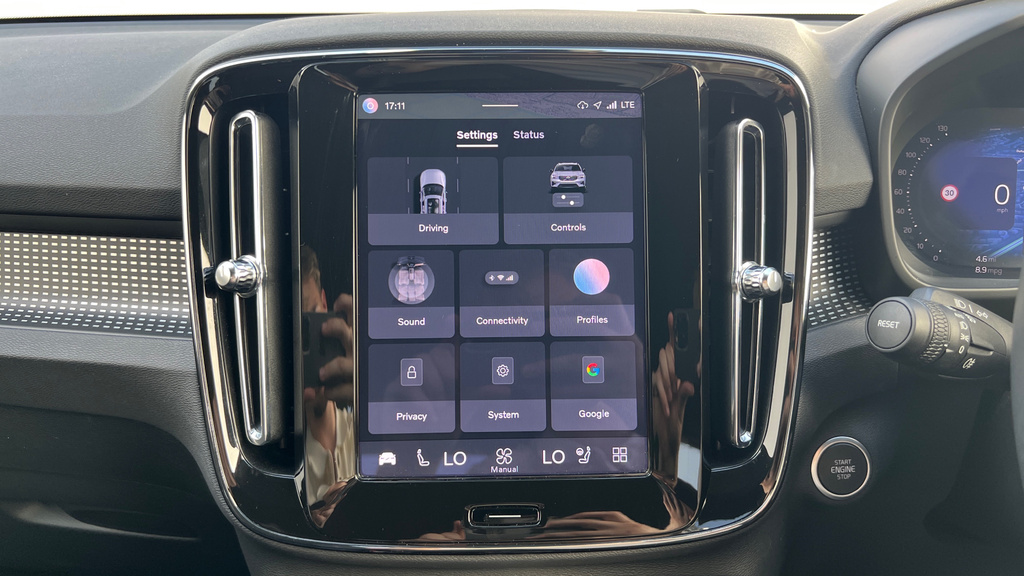 Volvo XC40 Ultimate, B4 Mild Hybrid, Dark Blue #31