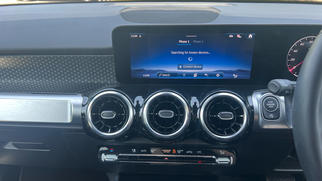 Mercedes-Benz GLB Class Glb 200 Amg Line Premium 7G-tronic Black #18