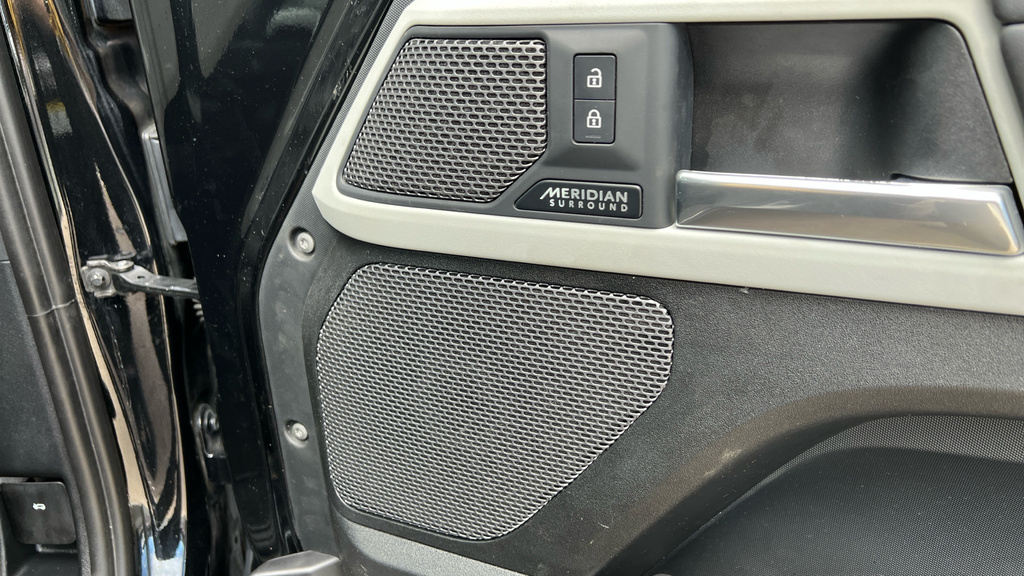 Land Rover Defender 3.0 D250 Xs Edition 110 Vat Qualifyingap Black #44