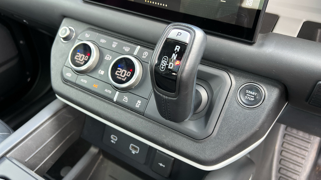 Land Rover Defender 3.0 D250 Xs Edition 110 Vat Qualifyingap Black #34