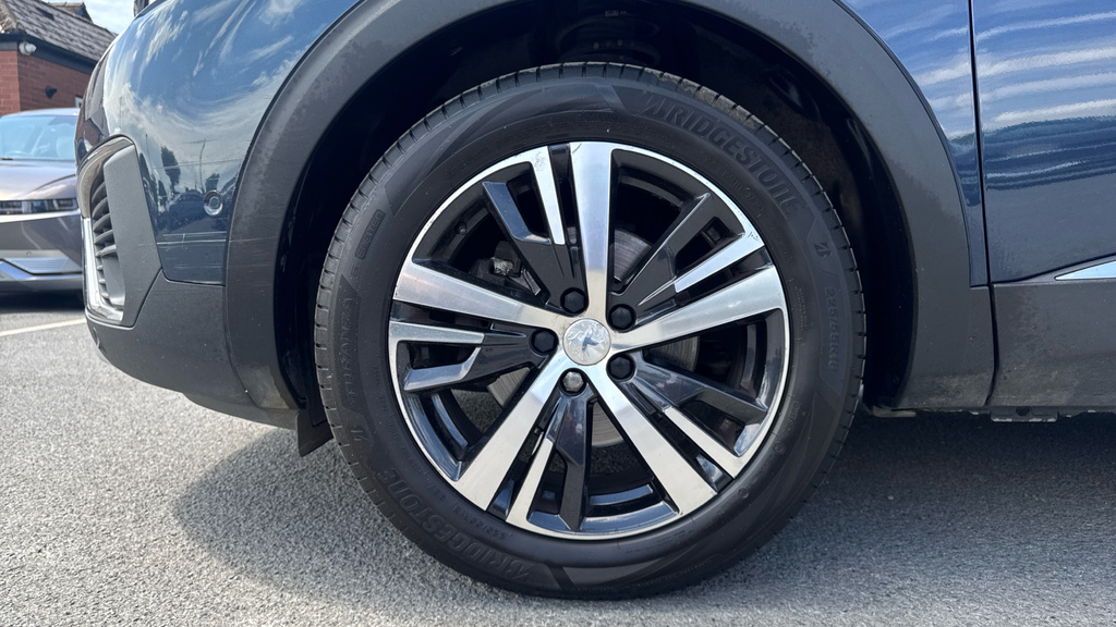 Peugeot 5008 Allure Green #20