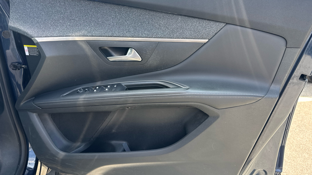Peugeot 5008 Allure Green #32
