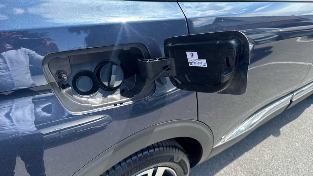 Peugeot 5008 Allure Green #23