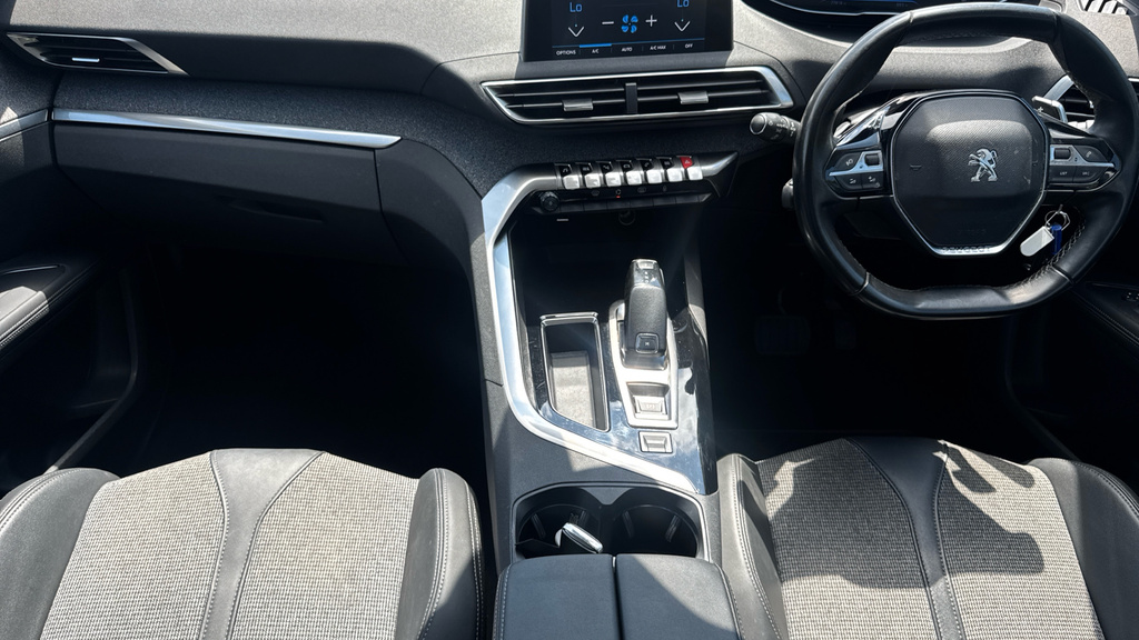 Peugeot 5008 Allure Green #11