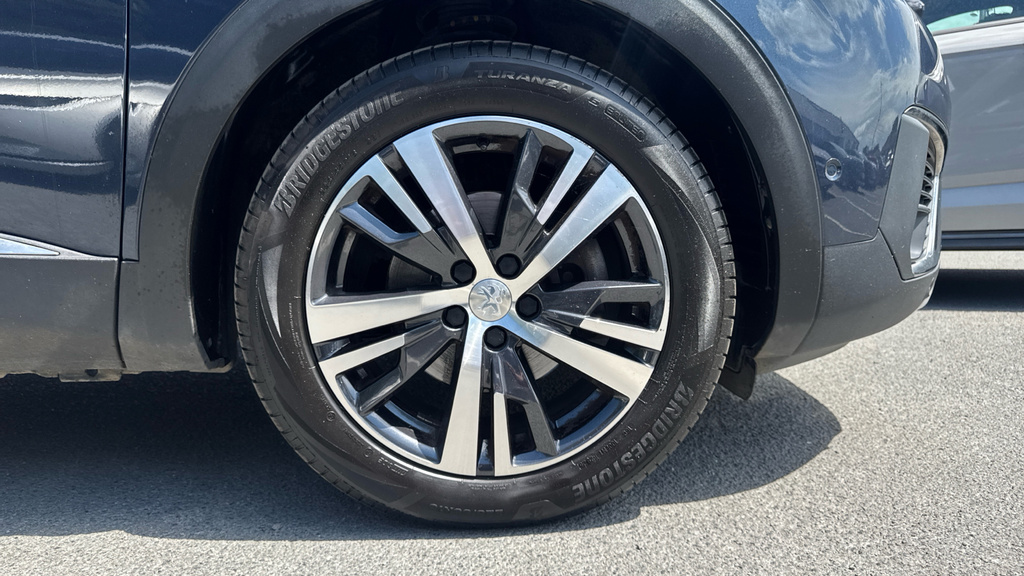 Peugeot 5008 Allure Green #17