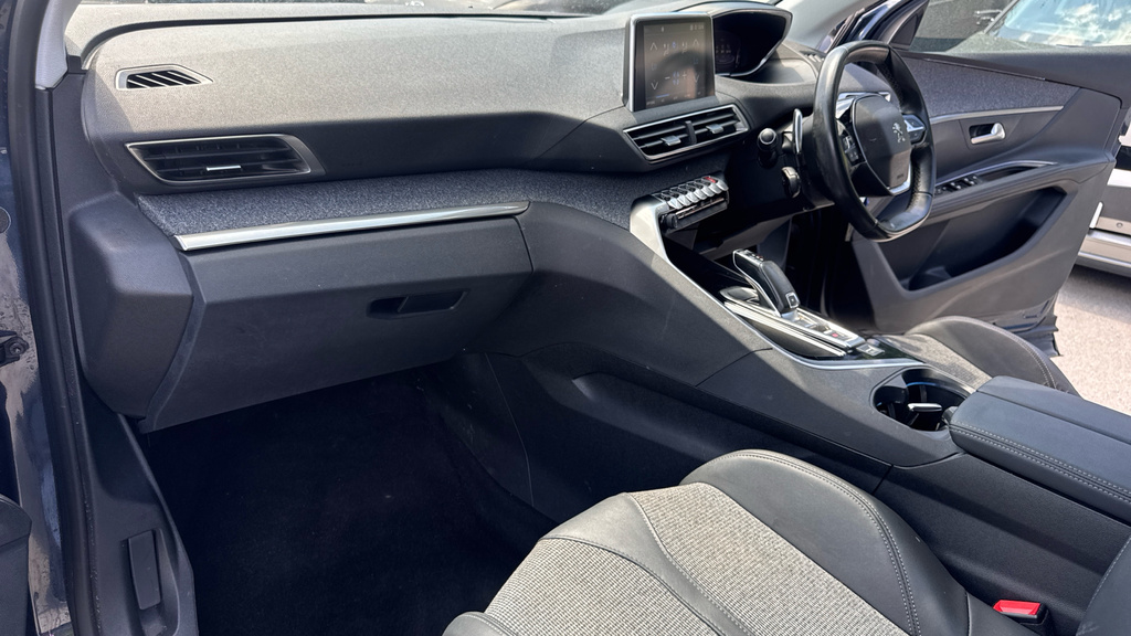 Peugeot 5008 Allure Green #10