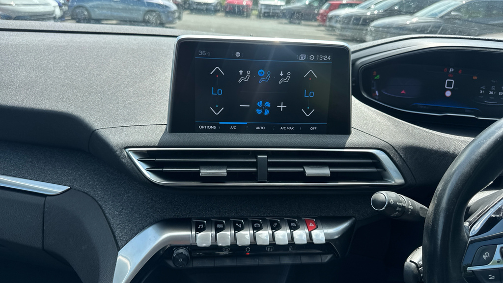 Peugeot 5008 Allure Green #12