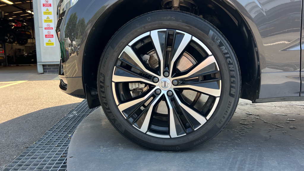 Volvo XC60 2.0 T6 350 Rc Phev Plus Black Ed Awd Gtron Black #25