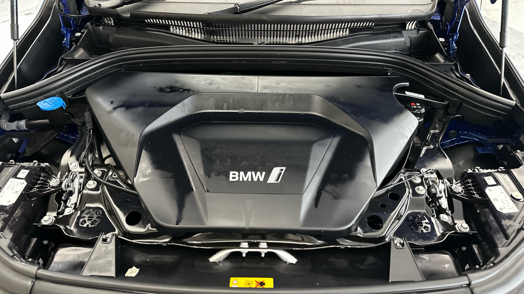 BMW iX1 230Kw Xdrive30 Xline 65Kwh White #23