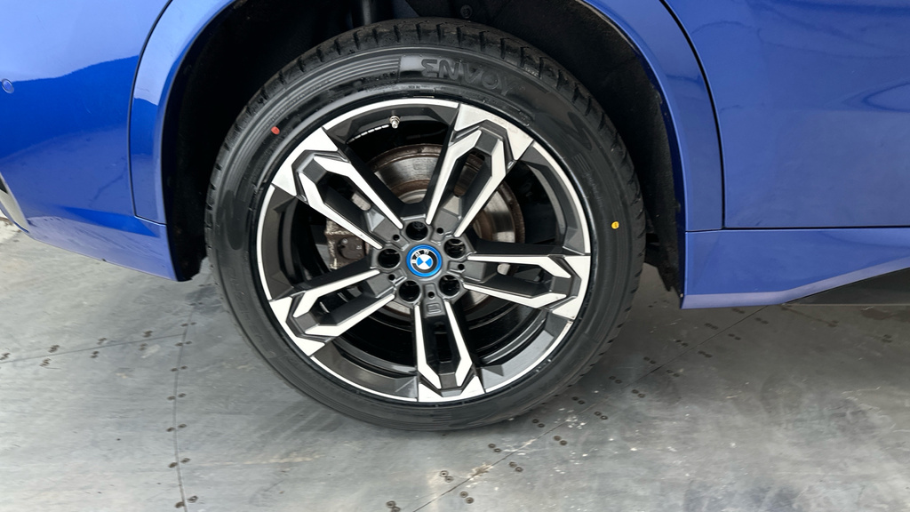 BMW iX1 230Kw Xdrive30 Xline 65Kwh White #26