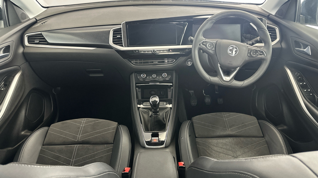 Vauxhall Grandland Ultimate Turbo Grey #14