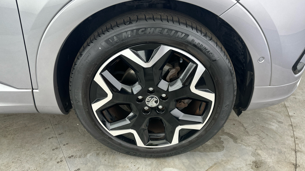 Vauxhall Grandland Ultimate Turbo Grey #26