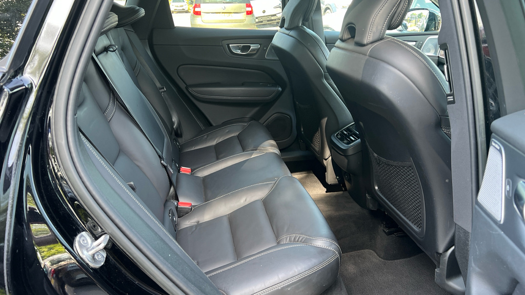 Volvo XC60 Xc60 Inscription Expression T6 Recharge Awd Grey #24
