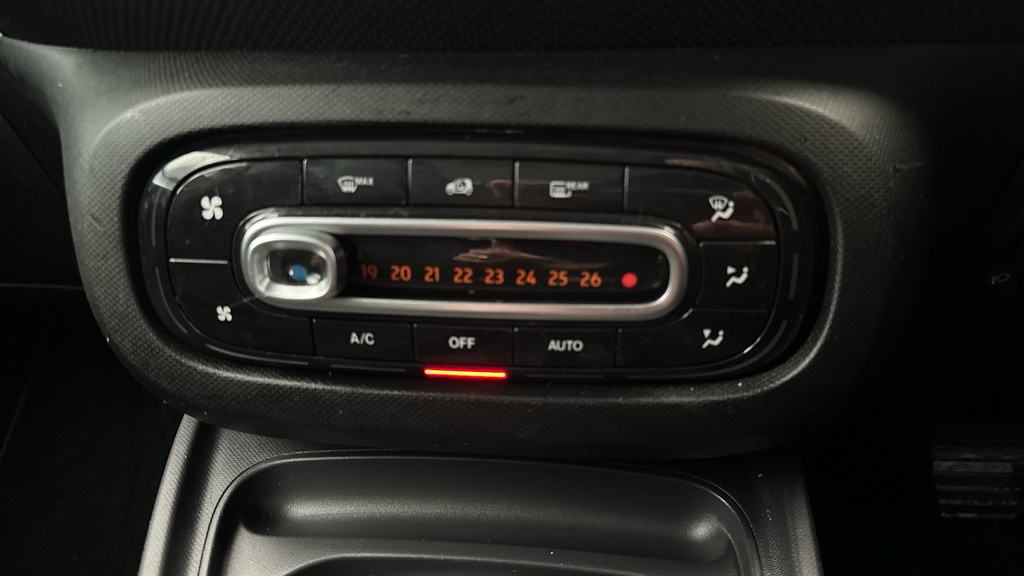 Smart Fortwo Coupe 60Kw Eq Prime Premium 17Kwh Black #14