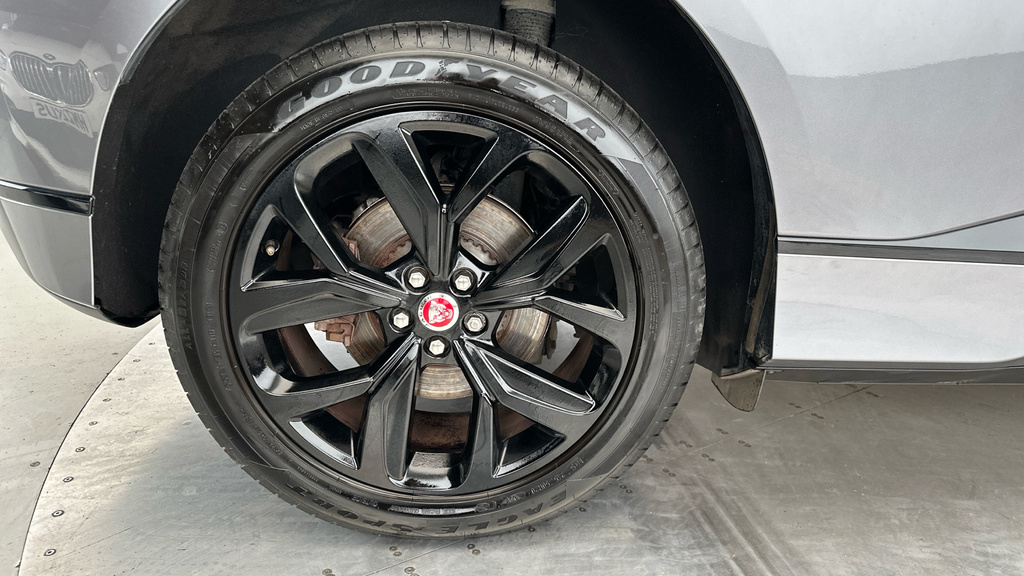 Jaguar I-Pace 294Kw Ev400 Hse 90Kwh 11Kw Charger Grey #28