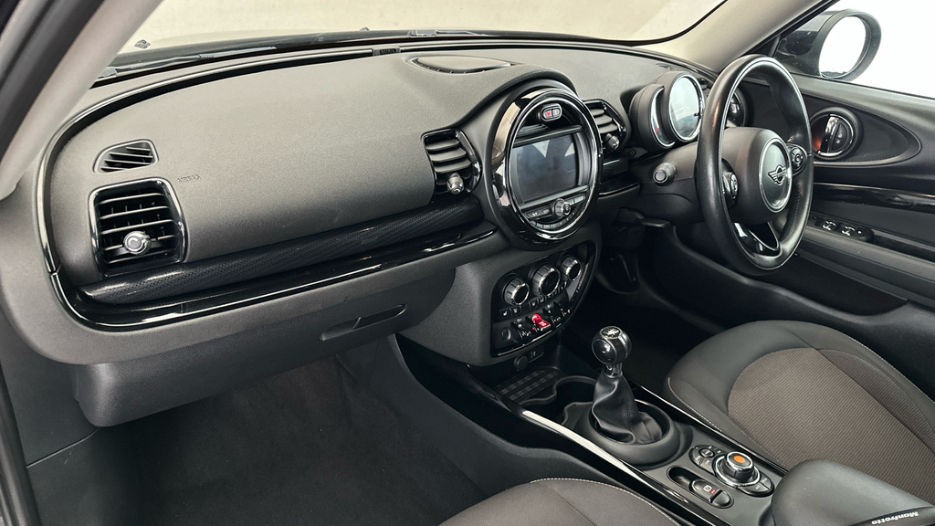 Mini Clubman 1.5 Cooper Classic 134 Bhp Grey #11