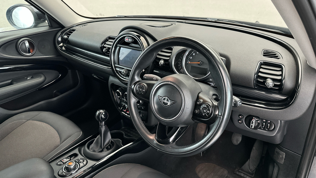 Mini Clubman 1.5 Cooper Classic 134 Bhp Grey #10