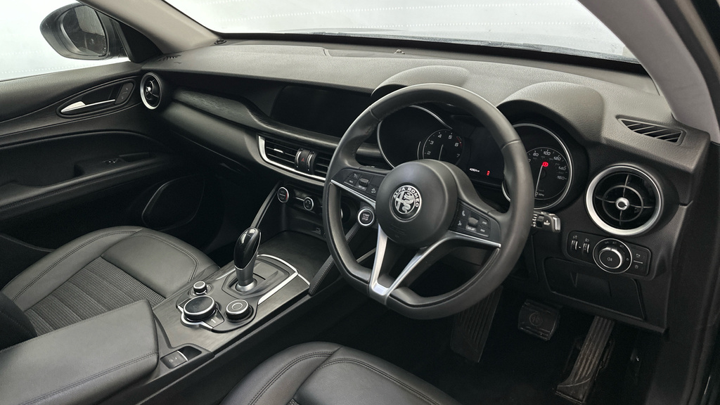 Alfa Romeo Stelvio 2.0 Turbo 280 Milano White #11