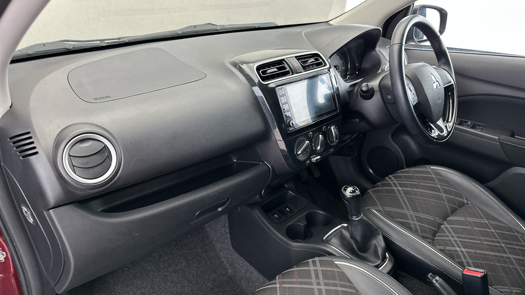 Mitsubishi Mirage Hatchback Grey #10