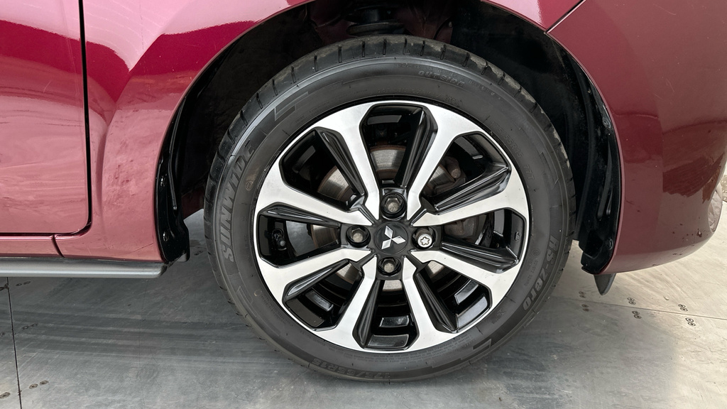 Mitsubishi Mirage Hatchback Grey #21