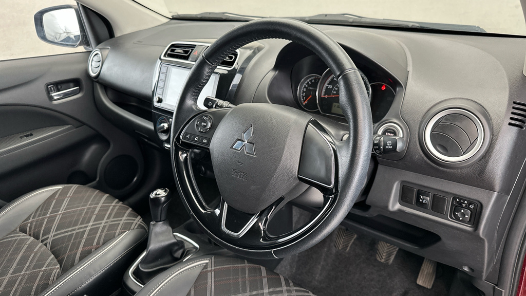 Mitsubishi Mirage Hatchback Grey #9