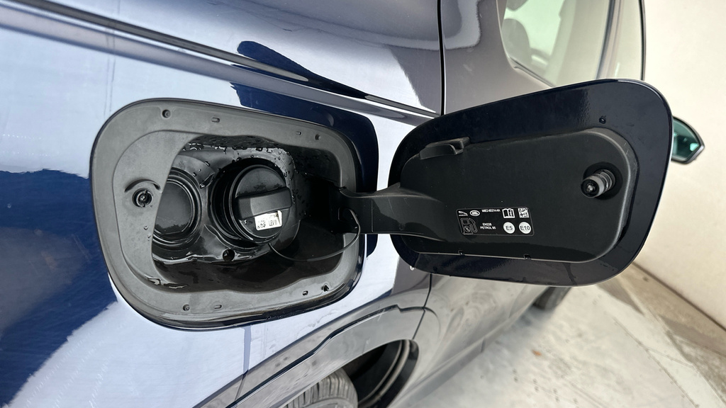 Land Rover Discovery Sport Dynamic Hse Black #30