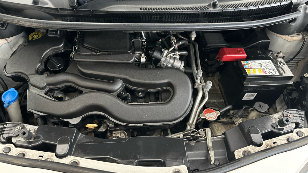 Toyota Aygo X X-trend Red #18