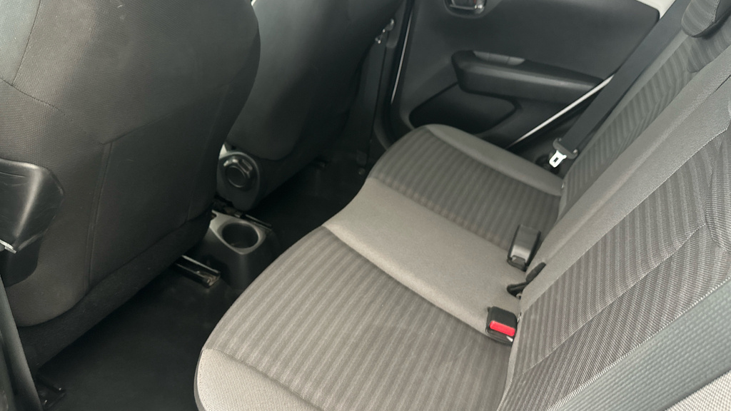 Toyota Aygo X X-trend Red #16