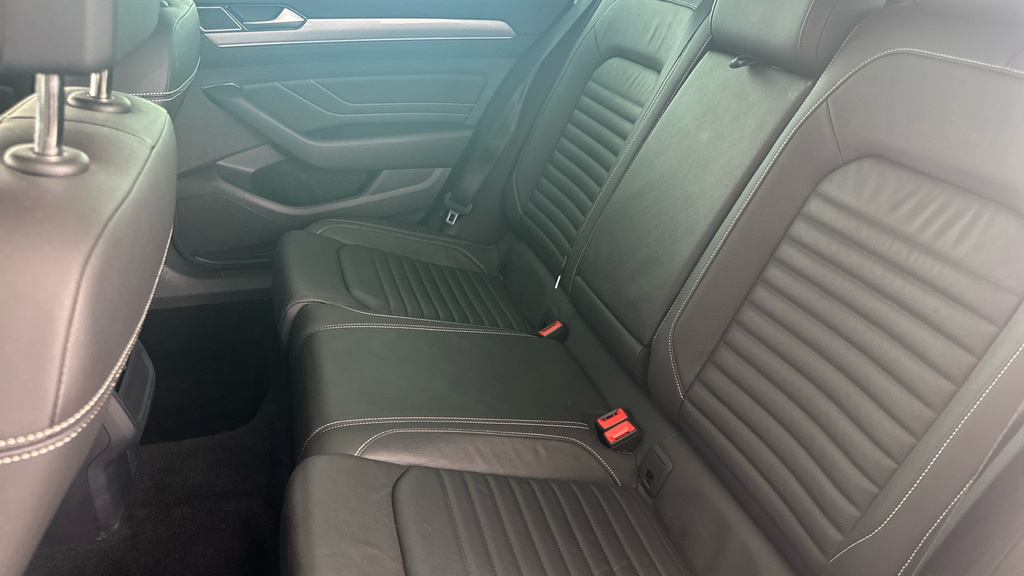 Volkswagen Passat Mk8 Facelift Est 2.0Tdi 150 R-line Evo Dsg Grey #26