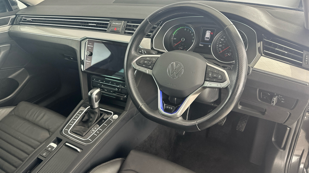 Volkswagen Passat Mk8 Facelift Est 2.0Tdi 150 R-line Evo Dsg Grey #9