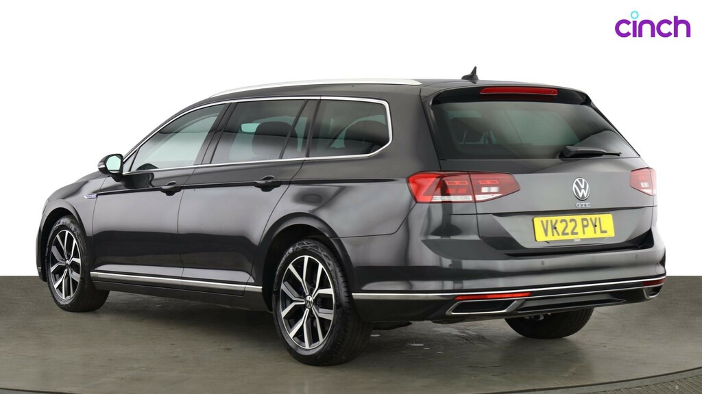 Volkswagen Passat Mk8 Facelift Est 2.0Tdi 150 R-line Evo Dsg Grey #5