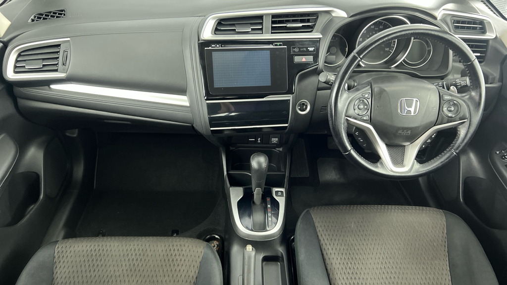 Honda Jazz 1.3 I-vtec Ex Navi Cvt Black #13