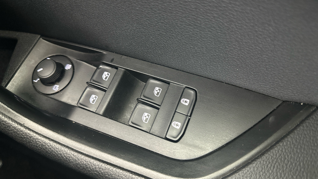 Skoda Superb 2.0 Tdi Se Hatchback Euro 6 Ss Silver #16