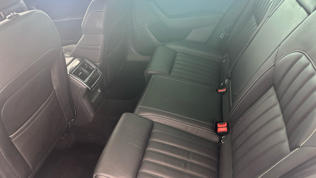 Skoda Superb 2.0 Tdi Se Hatchback Euro 6 Ss Silver #26