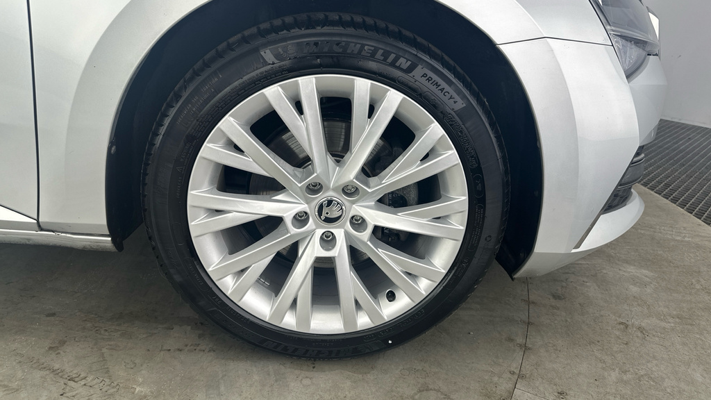 Skoda Superb 2.0 Tdi Se Hatchback Euro 6 Ss Silver #32