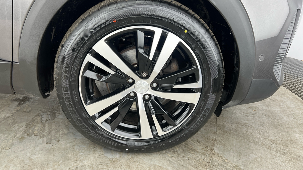 Peugeot 5008 1.2 Puretech Allure Premium 2022 Black #30