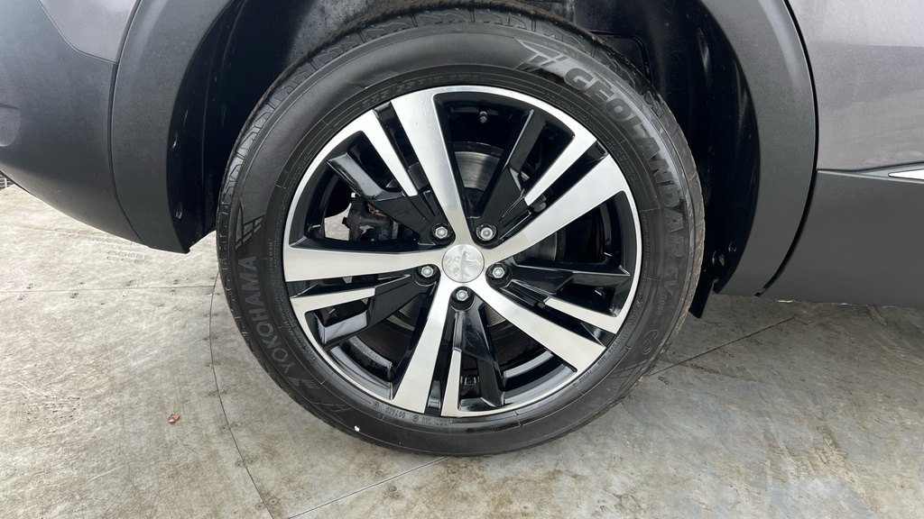 Peugeot 5008 1.2 Puretech Allure Premium 2022 Black #29